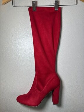 Red Faux Suede Knee High Boots SZ 9 Heart In D Block Heel Night Out Go Go Winter